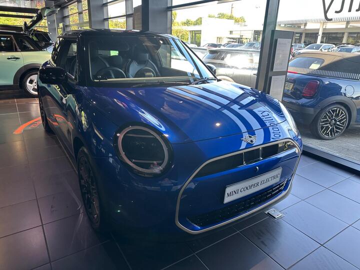 MINI Electric Cooper SE 54.2kWh Exclusive Auto 3dr