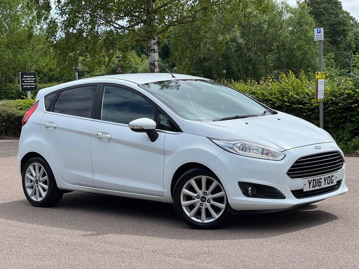 Ford Fiesta 1.0T EcoBoost Titanium Euro 6 (s/s) 5dr