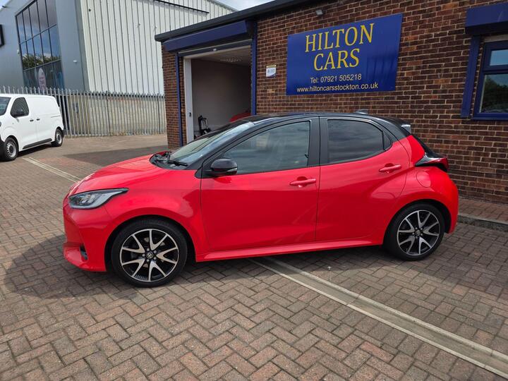 Toyota Yaris 1.5 VVT-h Launch Edition E-CVT Euro 6 (s/s) 5dr