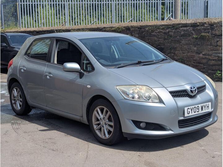 Toyota Auris 1.33 VVT-i TR (s/s) 5dr