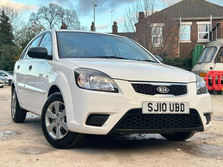 Kia Rio 1.4 1 5dr