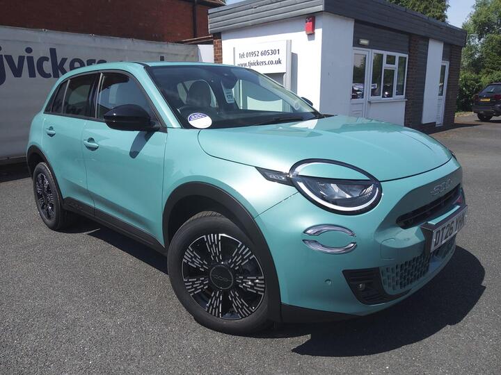 Fiat 600 1.2 MHEV Icon E-DCT Euro 6 (s/s) 5dr