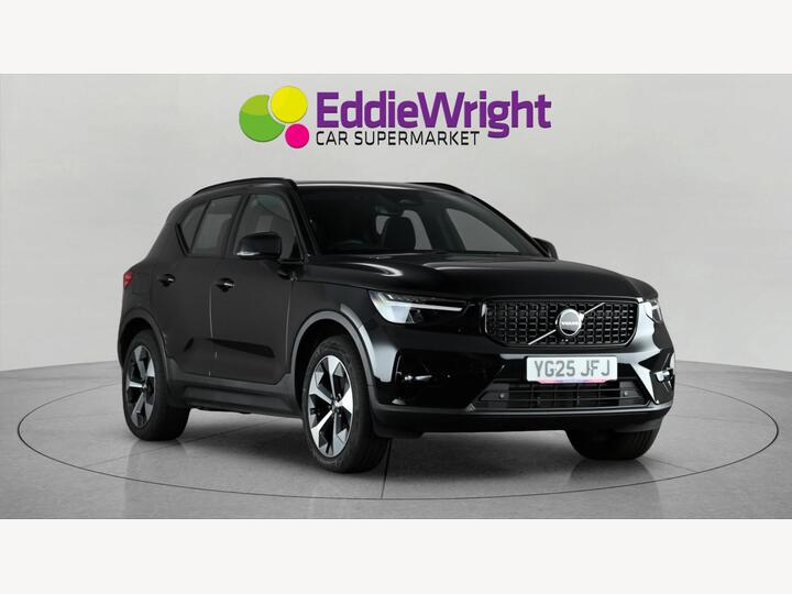 Volvo XC40 2.0 B4 MHEV Plus Dark DCT Auto Euro 6 (s/s) 5dr