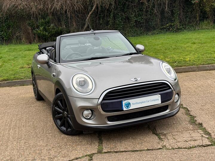 MINI Convertible 1.5 Cooper Euro 6 (s/s) 2dr