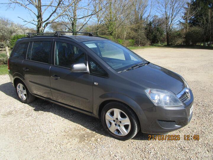 Vauxhall Zafira 1.8 16V Exclusiv Euro 5 5dr (SNav)