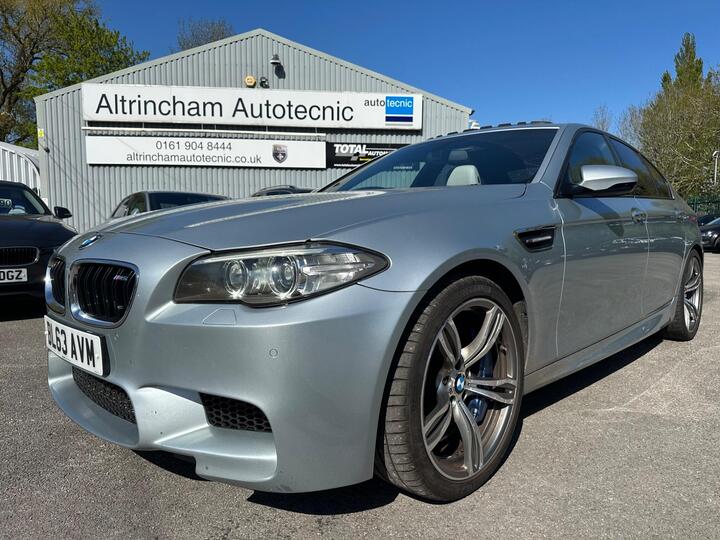 BMW M5 4.4 V8 DCT Euro 5 (s/s) 4dr