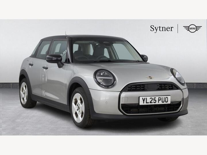 MINI Cooper 1.5C Classic Steptronic Euro 6 (s/s) 5dr