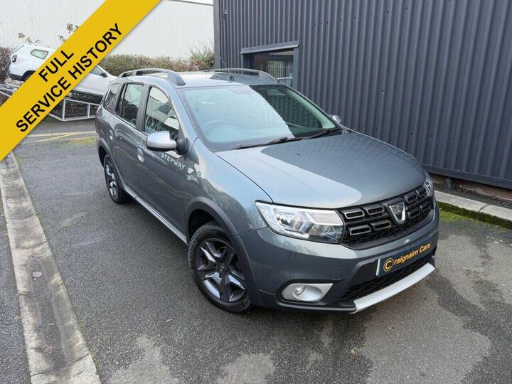 Dacia Logan MCV Stepway 1.5 DCi SE Summit Euro 6 (s/s) 5dr Dacia Logan MCV Stepway 1.5 DCi SE Summit Euro 6 (s/s) 5dr