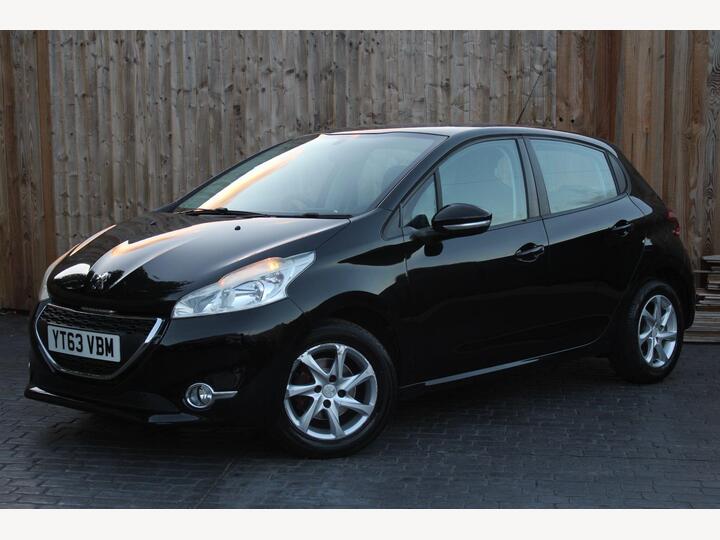 Peugeot 208 1.2 VTi Active Euro 5 5dr