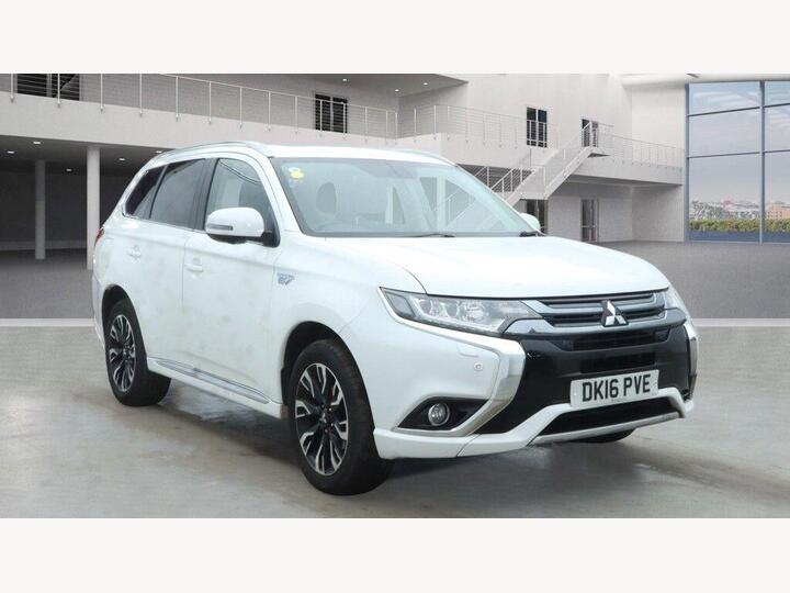 Mitsubishi OUTLANDER 2.0h 12kWh GX4hs CVT 4WD Euro 6 (s/s) 5dr Mitsubishi OUTLANDER 2.0h 12kWh GX4hs CVT 4WD Euro 6 (s/s) 5dr
