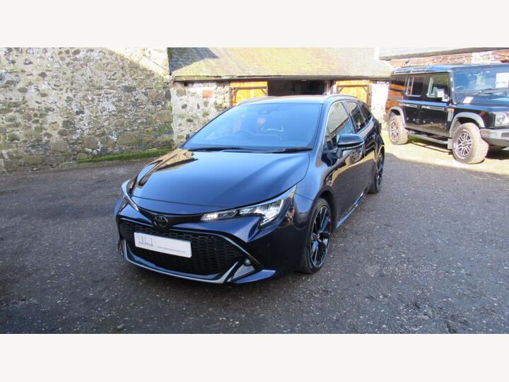 Toyota Corolla 2.0 VVT-h GR SPORT Touring Sports CVT Euro 6 (s/s) 5dr Toyota Corolla 2.0 VVT-h GR SPORT Touring Sports CVT Euro 6 (s/s) 5dr
