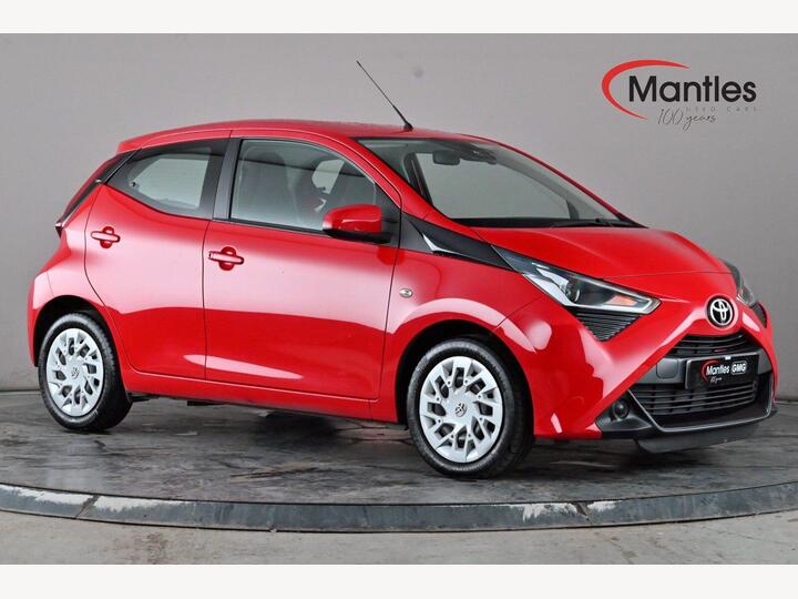 Toyota AYGO 1.0 VVT-i X-play Euro 6 5dr (Safety Sense)