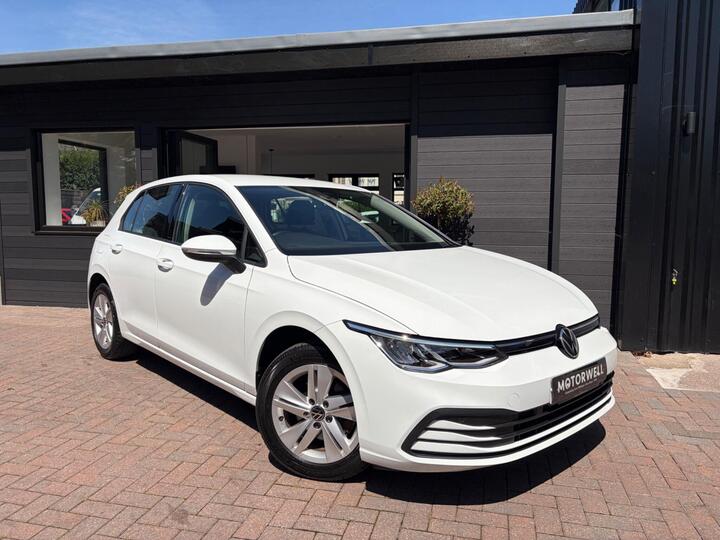Volkswagen Golf 1.0 TSI Life Euro 6 (s/s) 5dr