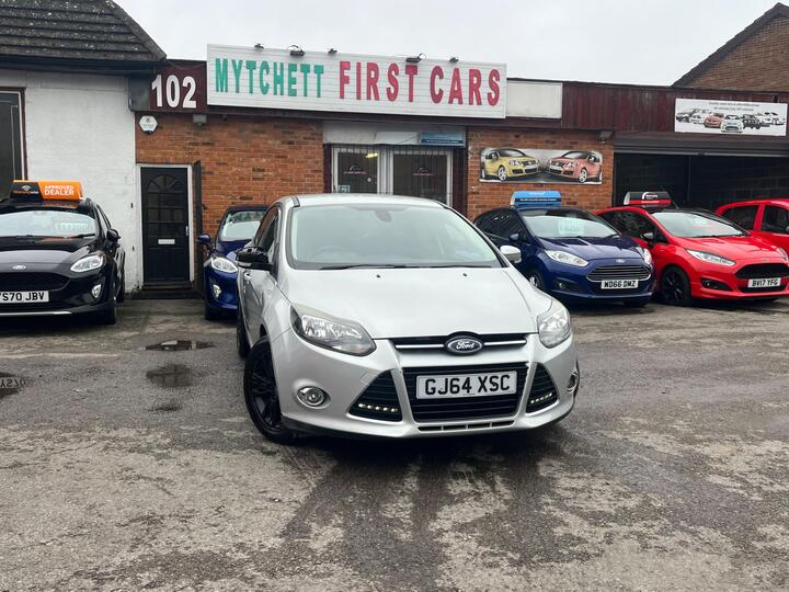 Ford Focus 1.0T EcoBoost Titanium Navigator Euro 5 (s/s) 5dr