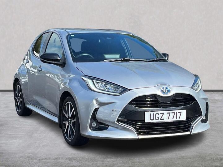 Toyota YARIS 1.5 VVT-h Dynamic E-CVT Euro 6 (s/s) 5dr