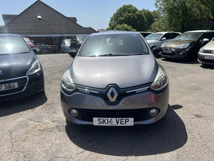Renault CLIO 1.2 16V Dynamique MediaNav Euro 5 5dr Renault CLIO 1.2 16V Dynamique MediaNav Euro 5 5dr