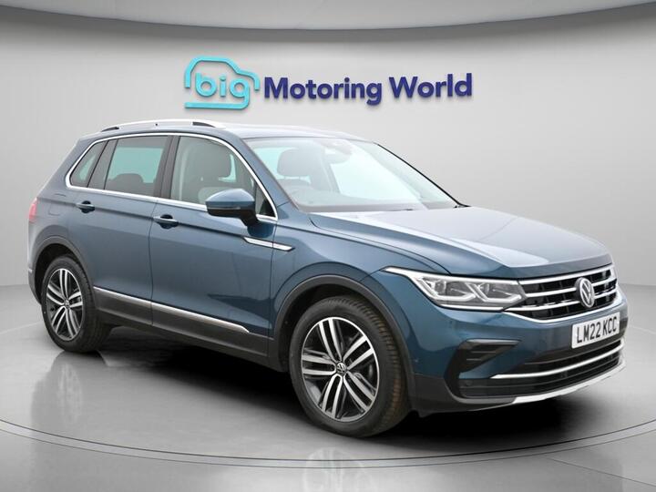 Volkswagen Tiguan 1.5 TSI Elegance DSG Euro 6 (s/s) 5dr Volkswagen Tiguan 1.5 TSI Elegance DSG Euro 6 (s/s) 5dr