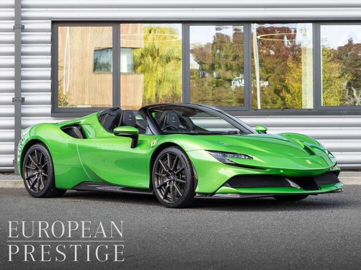 Ferrari SF90 Spider 4.0T V8 7.9kWh F1 DCT 4WD Euro 6 (s/s) 2dr