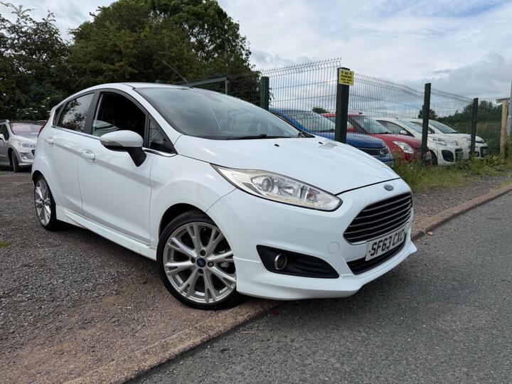 Ford Fiesta 1.5 TDCi Titanium Euro 5 5dr