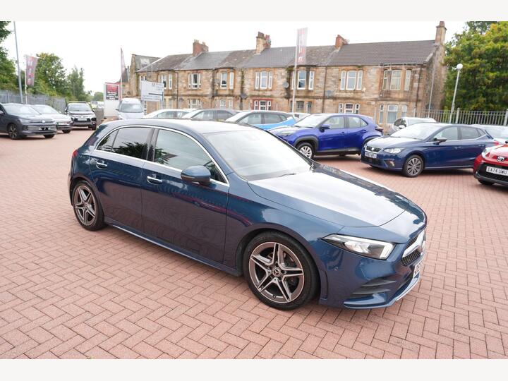 Mercedes-Benz A Class 2.0 A200d AMG Line (Premium) 8G-DCT Euro 6 (s/s) 5dr