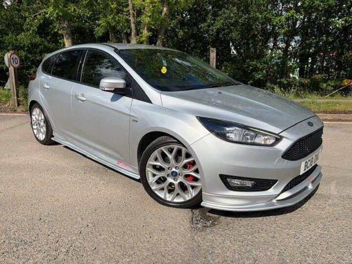 Ford Focus 1.0T EcoBoost ST-Line Euro 6 (s/s) 5dr