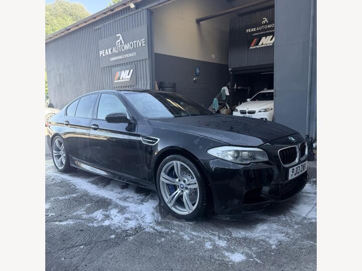 BMW M5 4.4 V8 DCT Euro 5 (s/s) 4dr