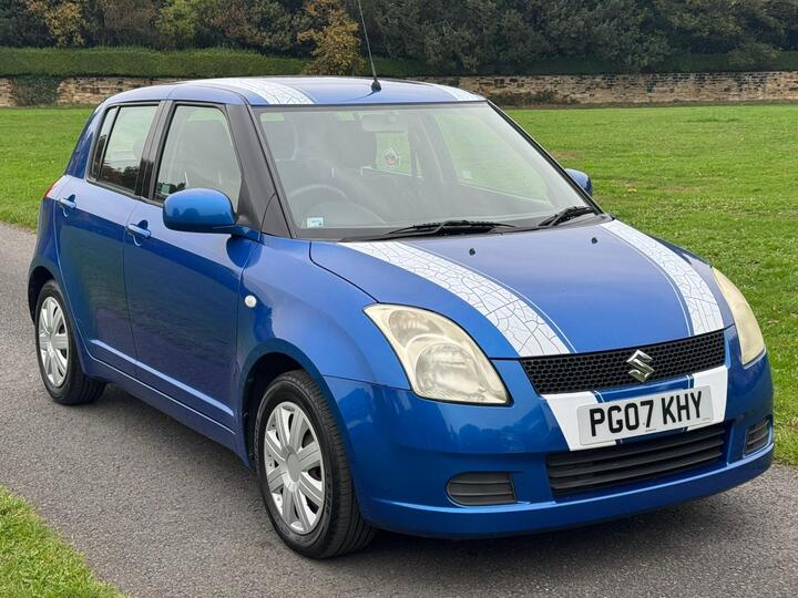 Suzuki Swift 1.3 GL 5dr Suzuki Swift 1.3 GL 5dr