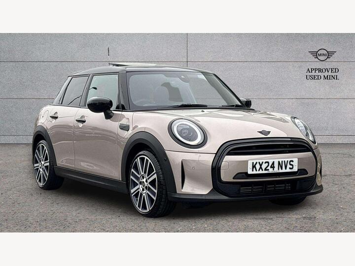 MINI Hatch 1.5 Cooper Exclusive Steptronic Euro 6 (s/s) 5dr