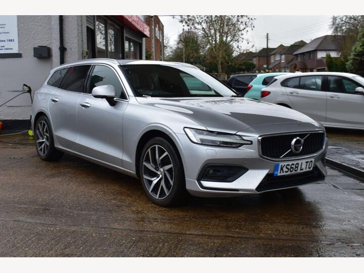 Volvo V60 2.0 D3 Momentum Pro Auto Euro 6 (s/s) 5dr