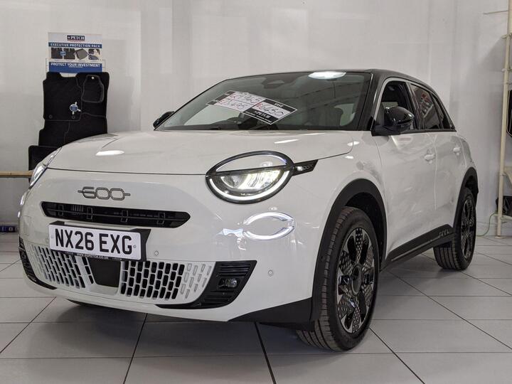 Fiat 600 1.2 MHEV La Prima E-DCT Euro 6 (s/s) 5dr