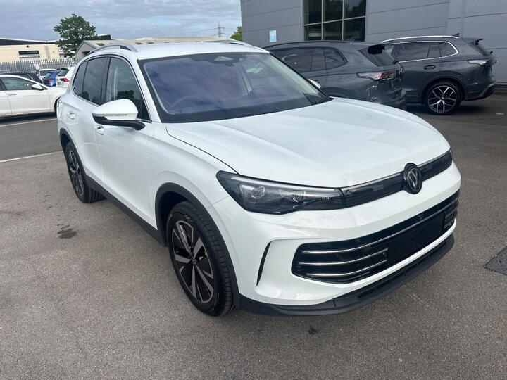 Volkswagen Tiguan 1.5 ETSI MHEV Elegance DSG Euro 6 (s/s) 5dr