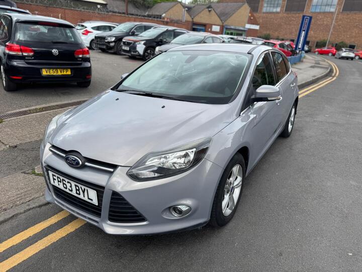 Ford Focus 1.6 Zetec Powershift Euro 5 5dr