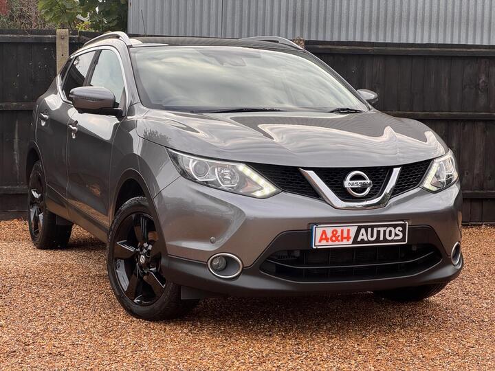 Nissan Qashqai 1.2 DIG-T N-Connecta 2WD Euro 6 (s/s) 5dr