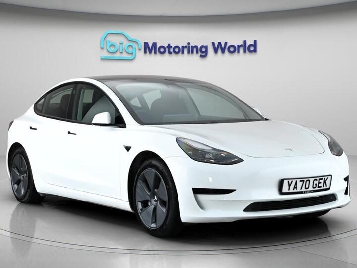 Tesla Model 3 Standard Range Plus Auto RWD 4dr