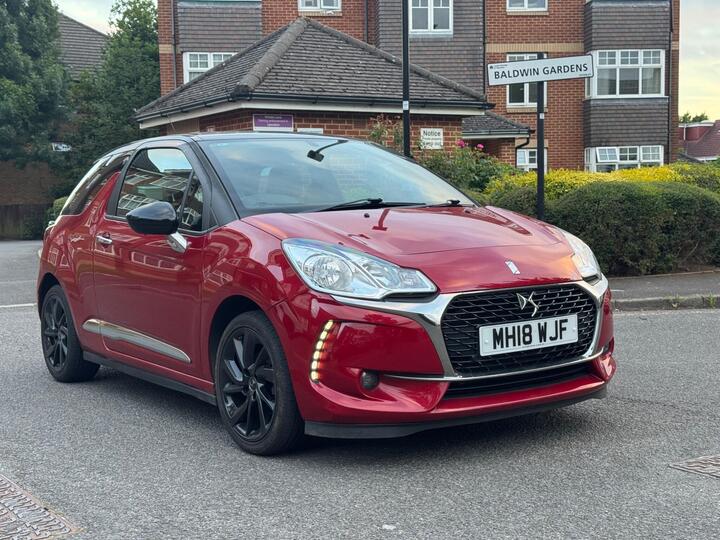 DS AUTOMOBILES DS 3 1.2 PureTech Connected Chic Euro 6 (s/s) 3dr