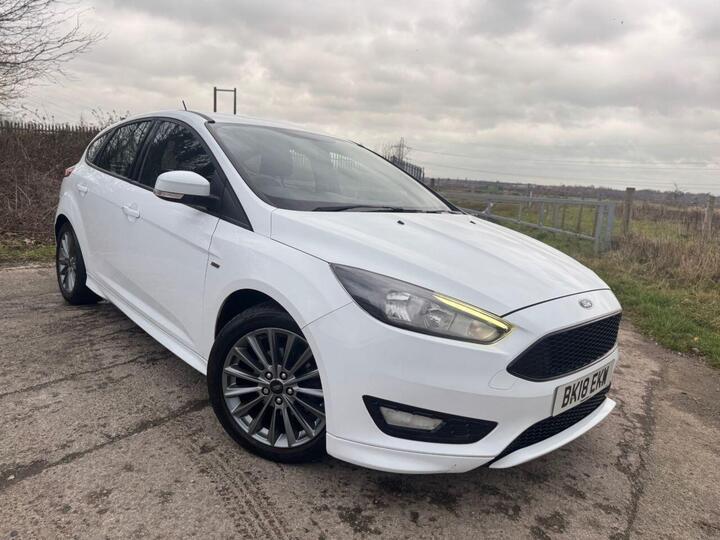 Ford FOCUS 1.0T EcoBoost ST-Line Euro 6 (s/s) 5dr