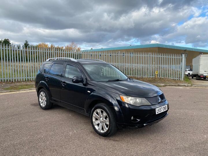Mitsubishi Outlander 2.4 MIVEC Elegance Auto 4WD Euro 4 5dr Mitsubishi Outlander 2.4 MIVEC Elegance Auto 4WD Euro 4 5dr