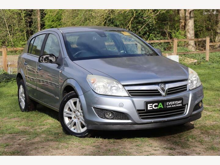 Vauxhall Astra 1.8i 16v Design 5dr