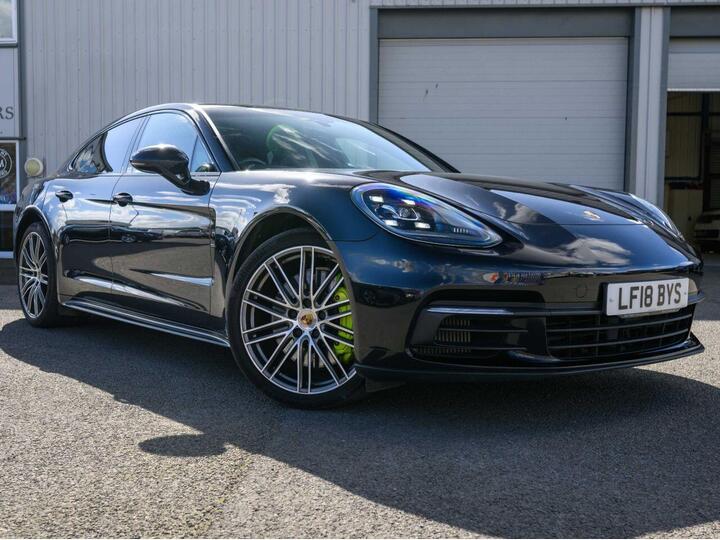 Porsche PANAMERA 2.9 V6 E-Hybrid 14kWh 4 Saloon PDK 4WD Euro 6 (s/s) 5dr Porsche PANAMERA 2.9 V6 E-Hybrid 14kWh 4 Saloon PDK 4WD Euro 6 (s/s) 5dr