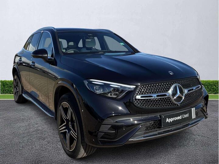 Mercedes-Benz GLC 2.0 GLC300e 31.2kWh AMG Line (Premium) G-Tronic+ 4MATIC Euro 6 (s/s) 5dr Mercedes-Benz GLC 2.0 GLC300e 31.2kWh AMG Line (Premium) G-Tronic+ 4MATIC Euro 6 (s/s) 5dr