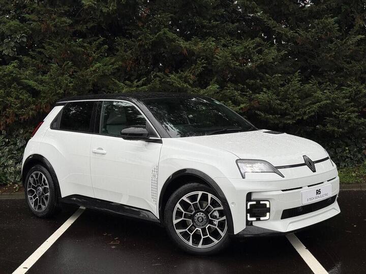 Renault 5 E-Tech Electric Comfort Range 52kWh Roland Garros+ Auto 5dr