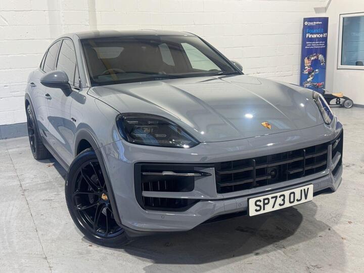 Porsche CAYENNE 3.0 V6 E-Hybrid 25.9kWh TiptronicS 4WD Euro 6 (s/s) 5dr