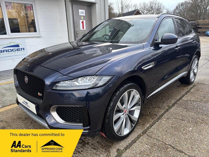 Jaguar F-PACE 3.0 D300 V6 S Auto AWD Euro 6 (s/s) 5dr