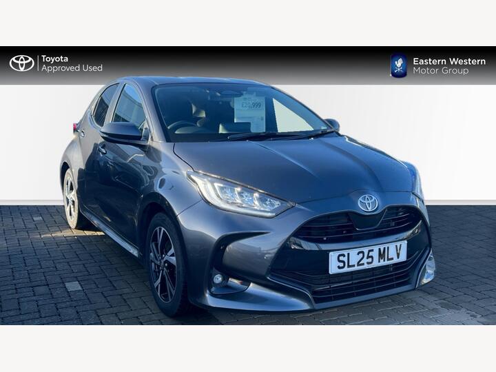 Toyota Yaris 1.5 VVT-h Design E-CVT Euro 6 (s/s) 5dr