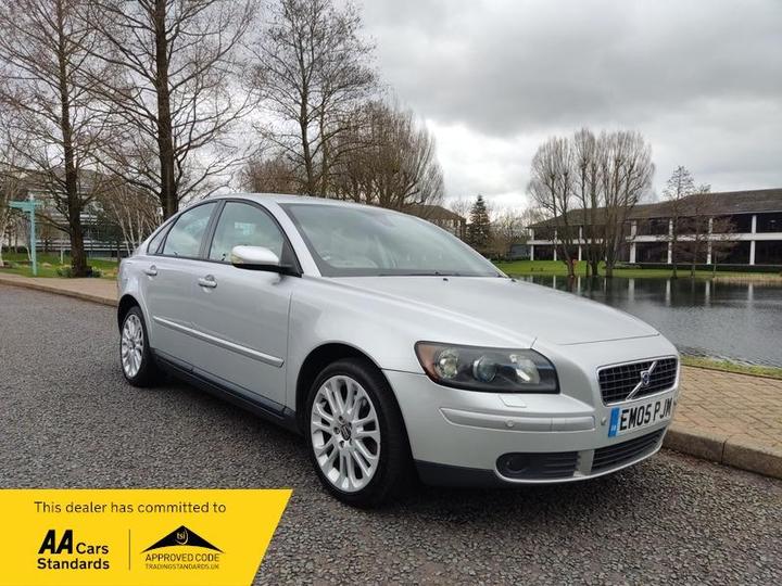Volvo S40 2.4 SE Geartronic 4dr