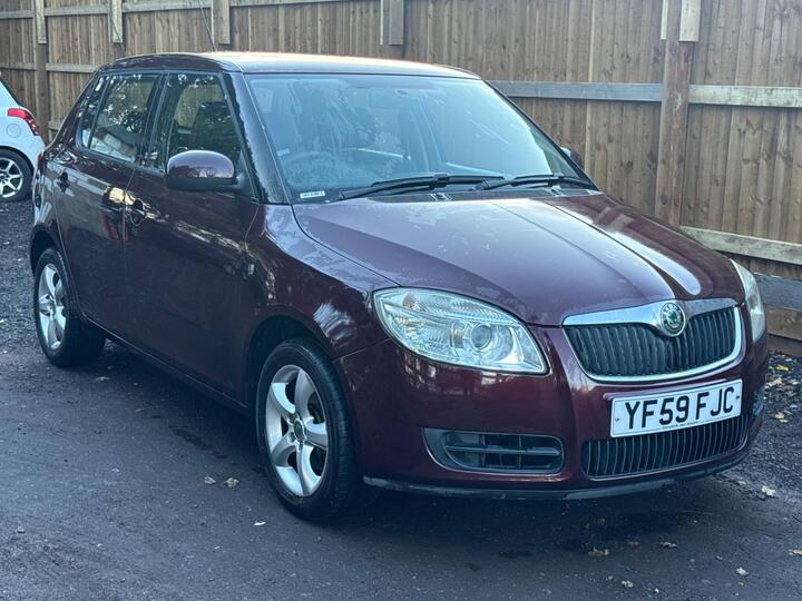 Skoda Fabia 1.4 16V 2 5dr Skoda Fabia 1.4 16V 2 5dr