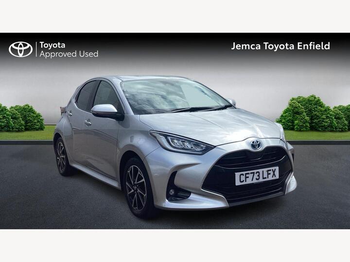 Toyota Yaris 1.5 VVT-h Design E-CVT Euro 6 (s/s) 5dr