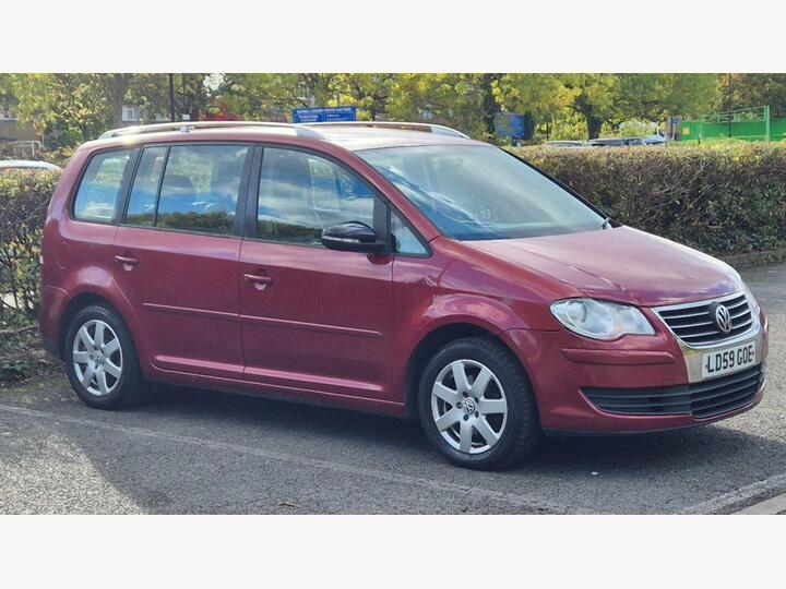 Volkswagen Touran 1.4 TSI SE DSG 5dr (7 Seats) Volkswagen Touran 1.4 TSI SE DSG 5dr (7 Seats)