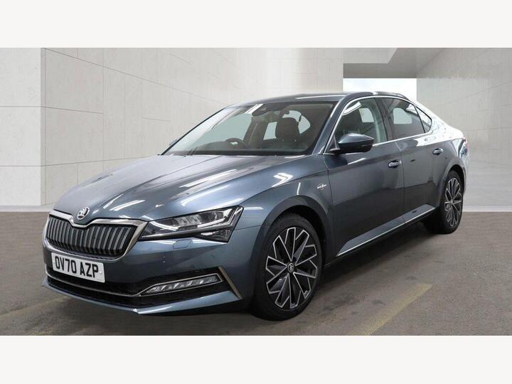 Skoda Superb 1.4 TSI IV 13kWh Laurin & Klement DSG Euro 6 (s/s) 5dr