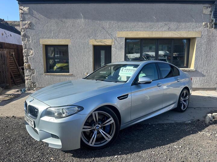 BMW M5 4.4 V8 DCT Euro 5 (s/s) 4dr